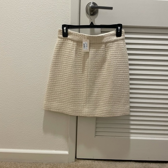 NWT Maje Jiba Button-up Skirt in Ecru Tweed - Picture 5 of 6